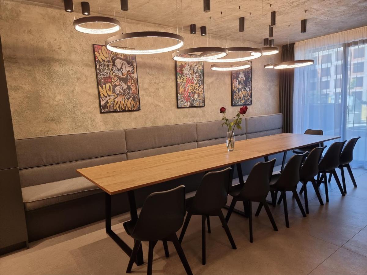 Mona Living Aparthotel Sofia Exteriör bild