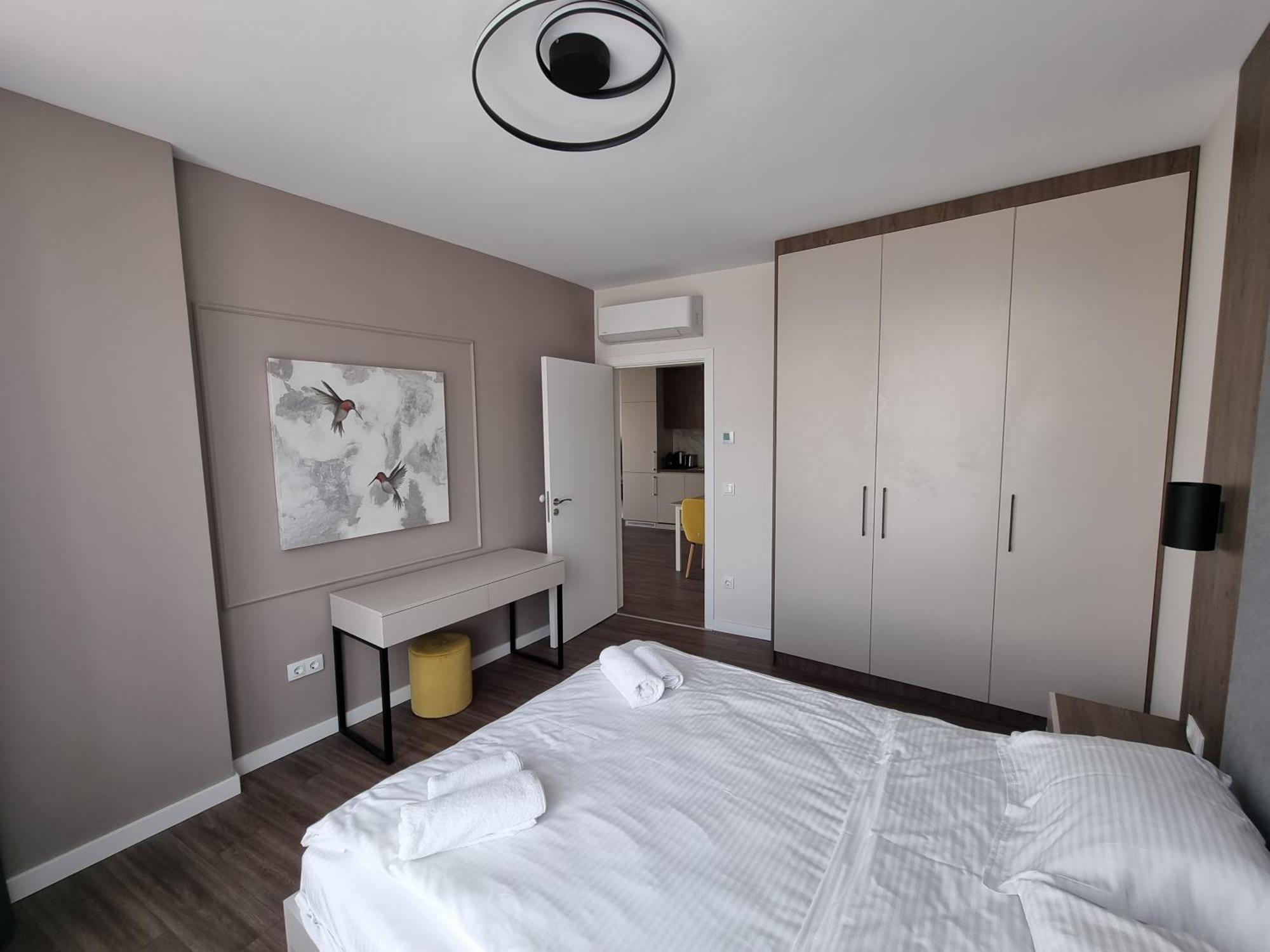 Mona Living Aparthotel Sofia Exteriör bild